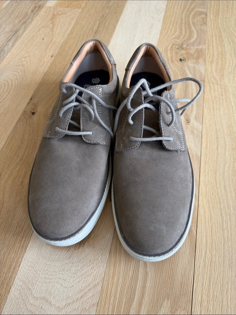Men's Johnston& Murphy Taupe Suede Casual Lace-Up Shoes